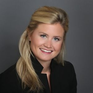 Meet your Posher, Abbey